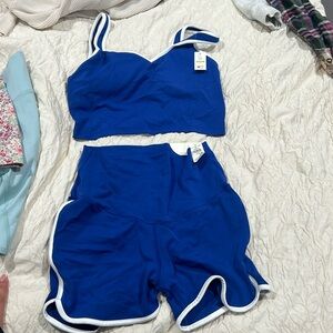 Aerie set size medium